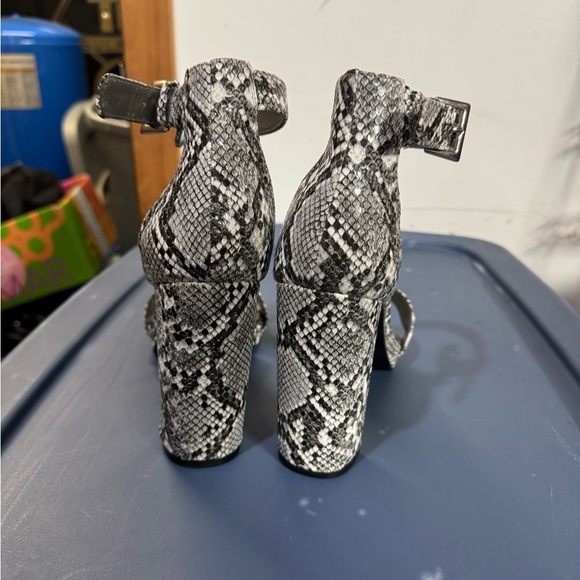 Women’s dress shoes - Picture 4 of 5